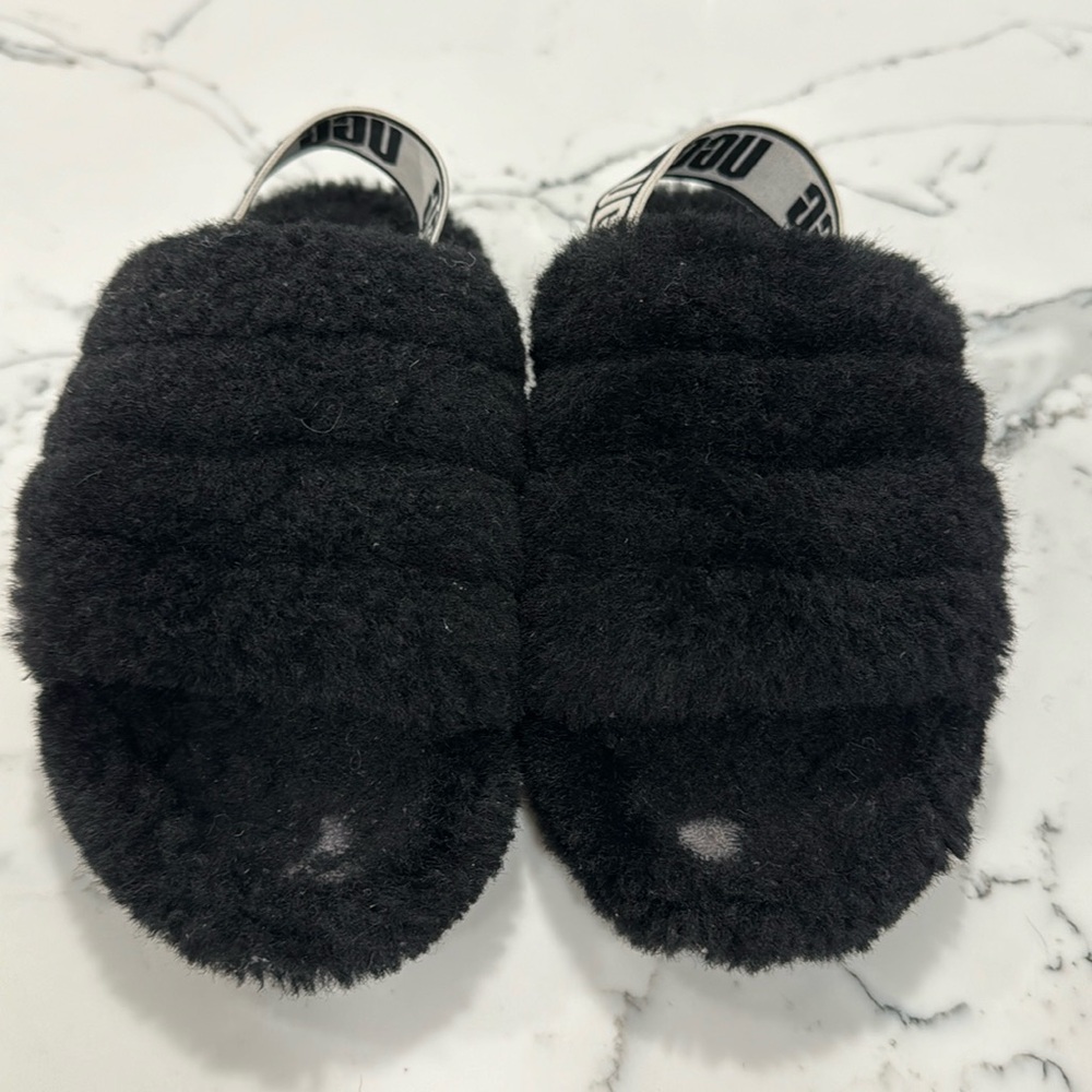 Uggs black approx size 12-1